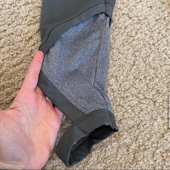 Joylab Grey Capri Cutout Ballet Leggings - Picture 8 of 13